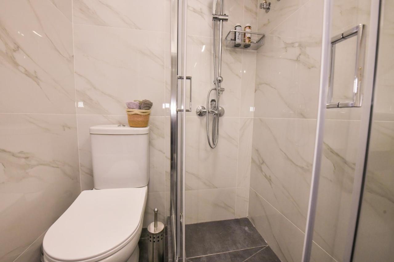 Modern, Comfortable Apartment, In The Heart Of The City_2 لاريسا المظهر الخارجي الصورة