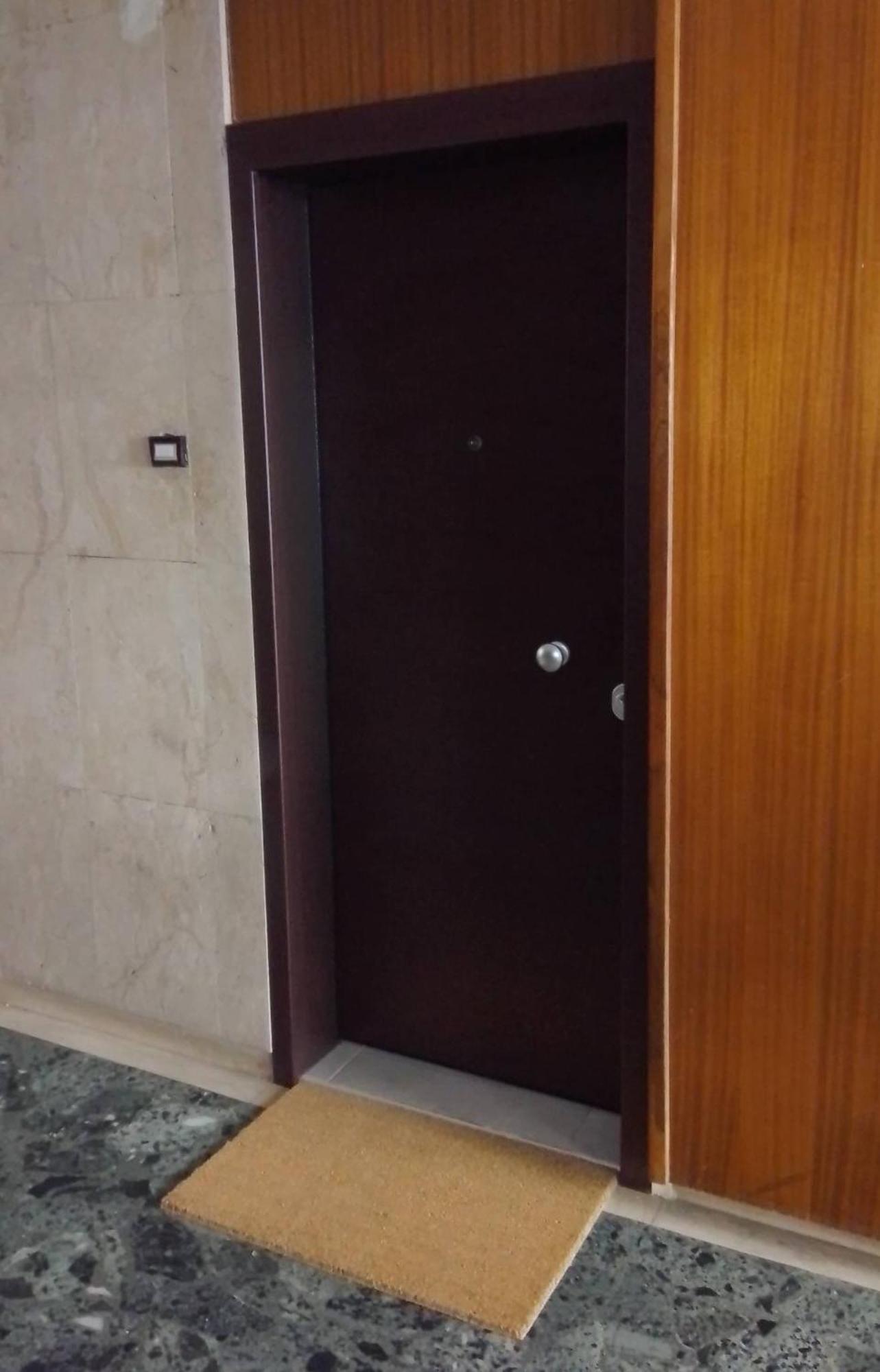 Modern, Comfortable Apartment, In The Heart Of The City_2 لاريسا المظهر الخارجي الصورة